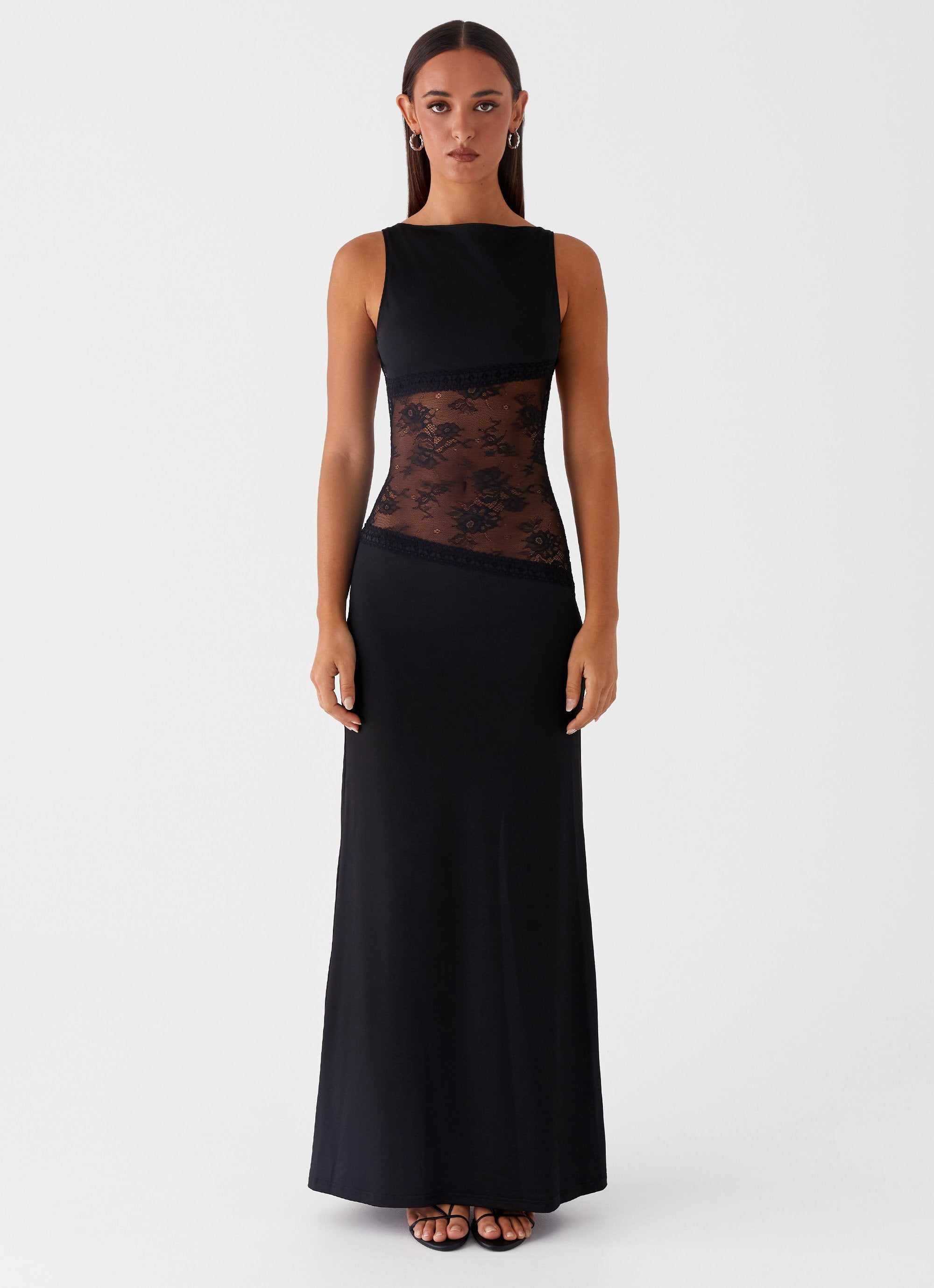 Noelia | Elegant Maxi Dress with Lace Details