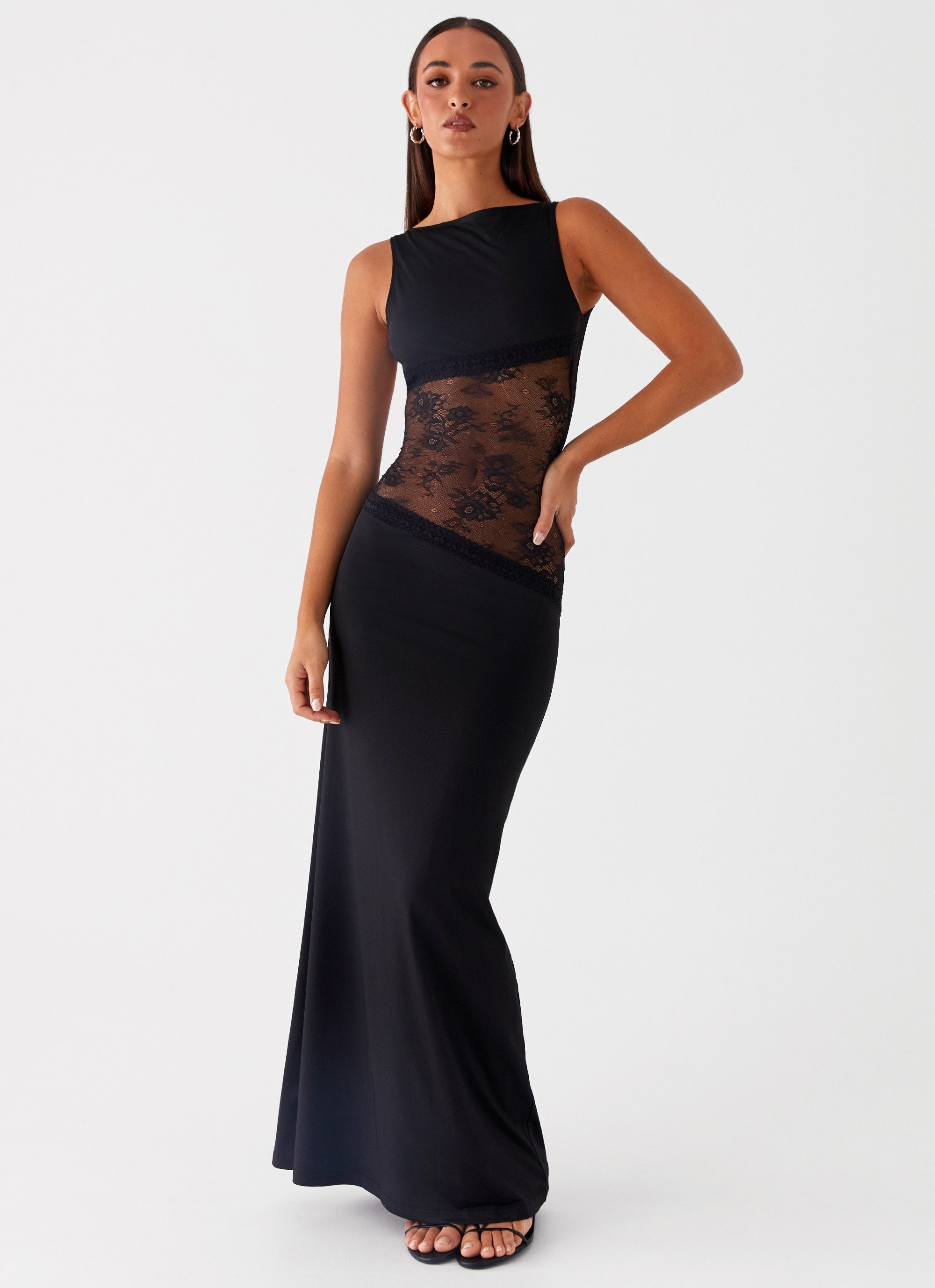 Noelia | Elegant Maxi Dress with Lace Details