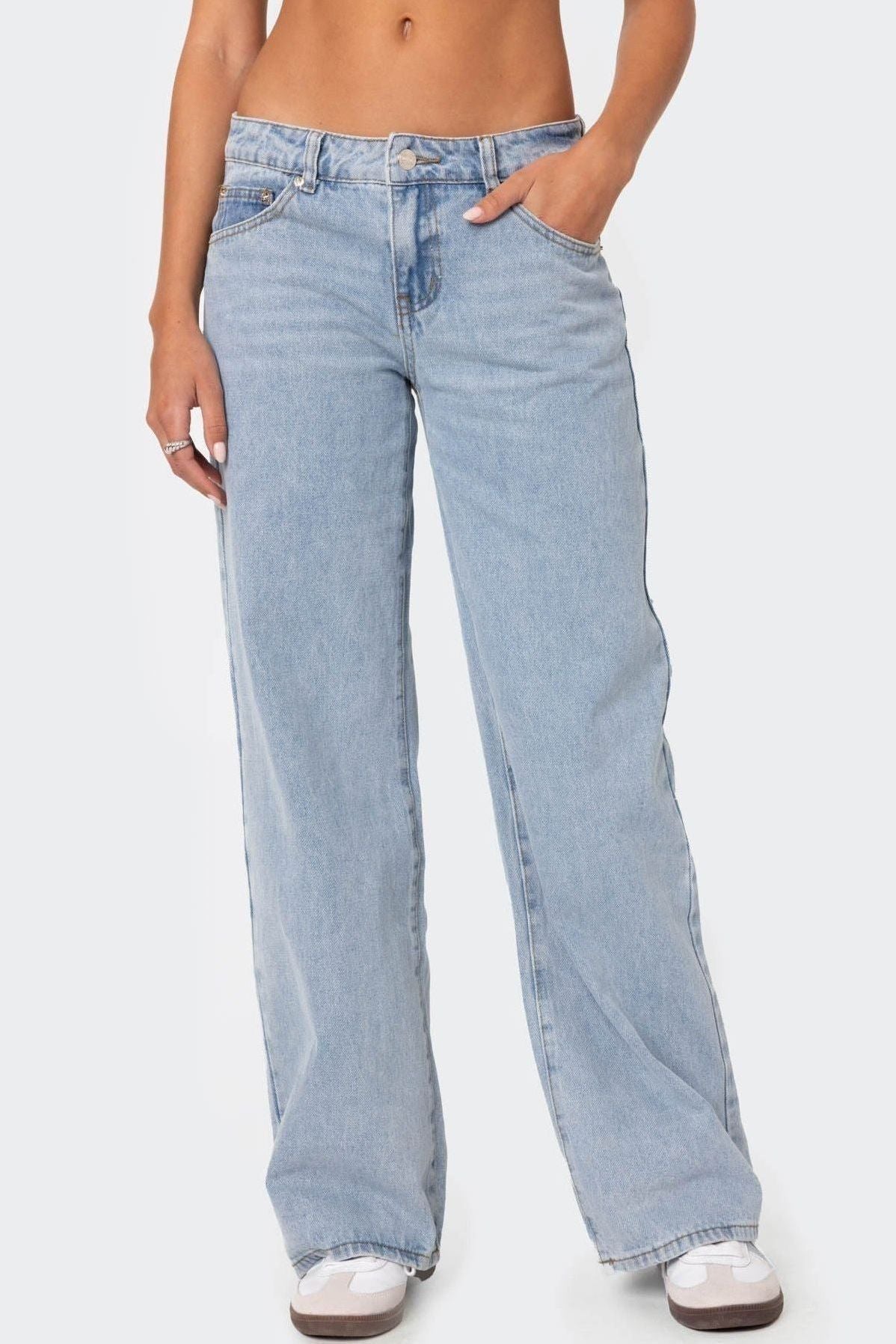 Mia | Washed Low Rise Jeans