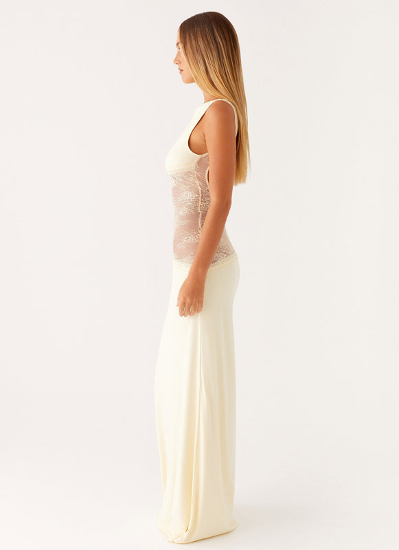 Noelia | Elegant Maxi Dress with Lace Details