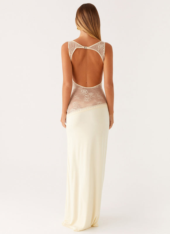 Noelia | Elegant Maxi Dress with Lace Details