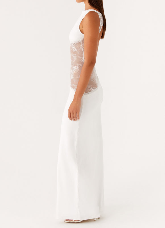 Noelia | Elegant Maxi Dress with Lace Details